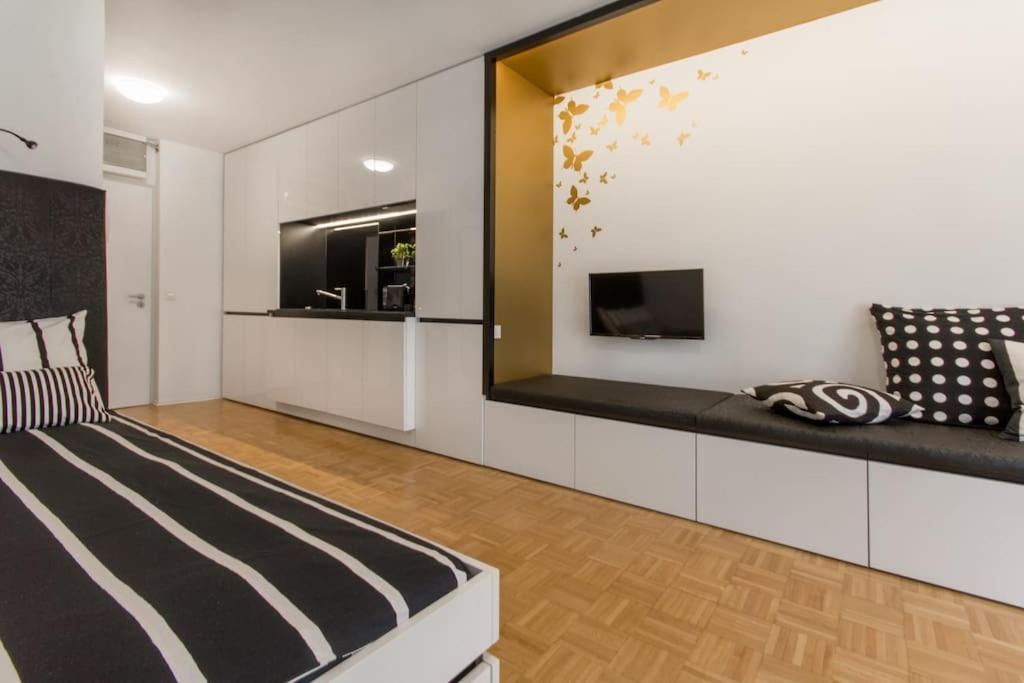 Gorgeous Central Flat With Garage 卢布尔雅那 外观 照片